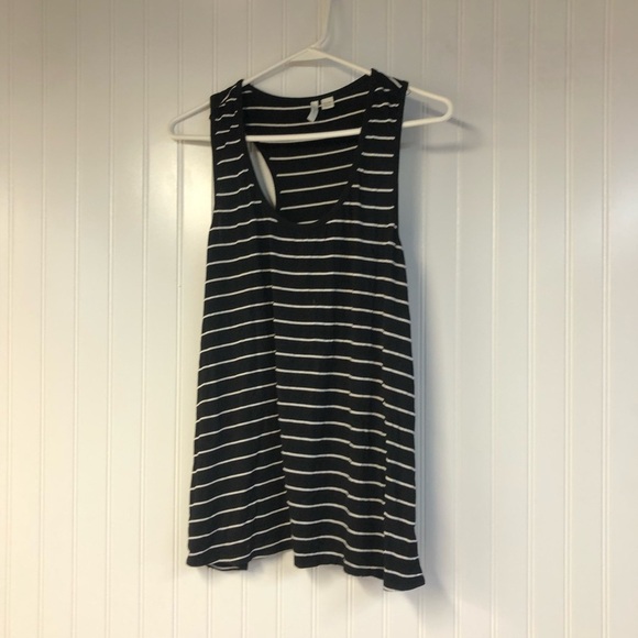 Active Striped Black and White Women's Racerback Tank Top Size 18/20 - Picture 1 of 5